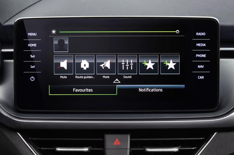 Детали интерьера Skoda Kamiq 2019 года  (WW) (фото 97 из 217)